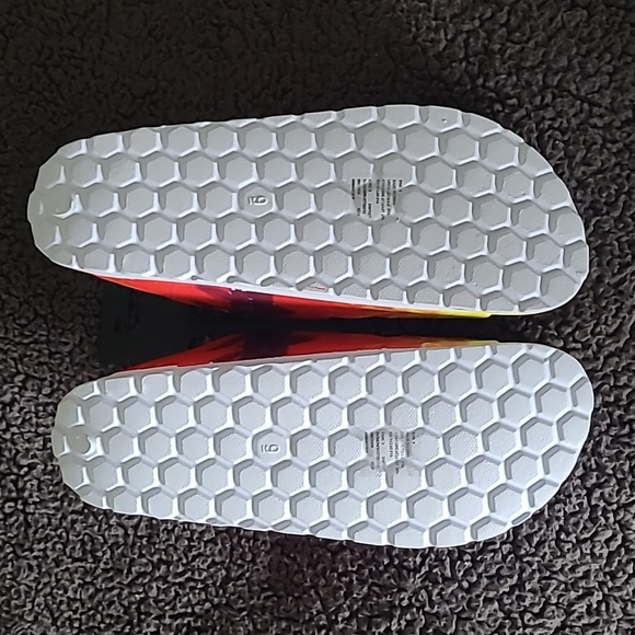 SO Tiedyed Womens Sandals. - Picture 3 of 7